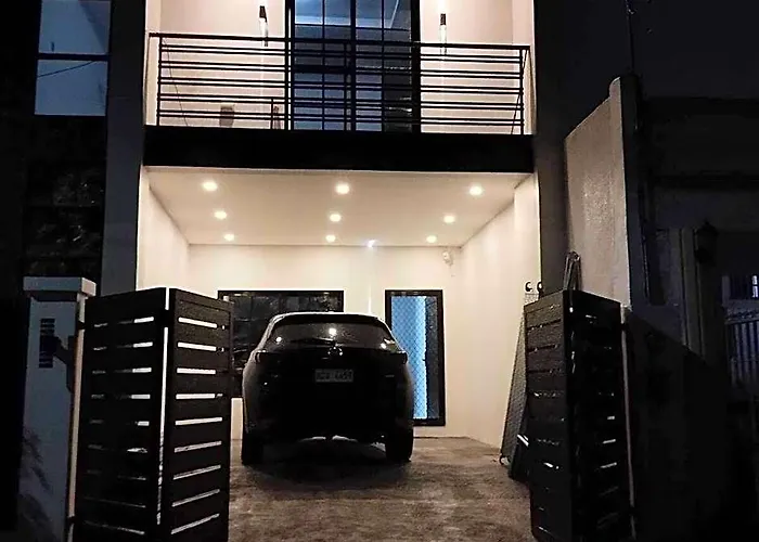 House Near Aiport/malls