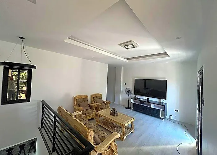 ホテル House Near Aiport/malls 3*