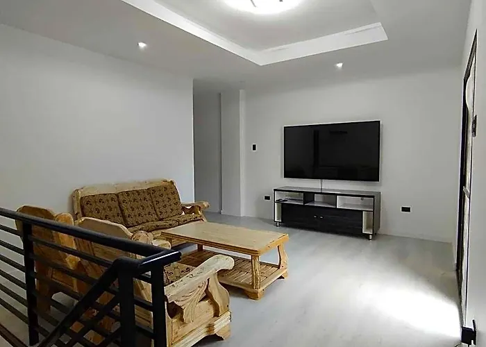 House Near Aiport/malls マニラ市